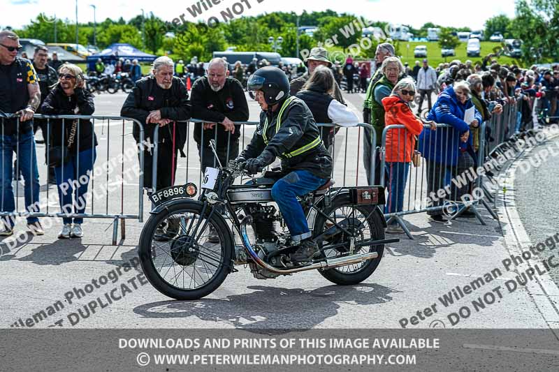 Vintage motorcycle club;eventdigitalimages;no limits trackdays;peter wileman photography;vintage motocycles;vmcc banbury run photographs